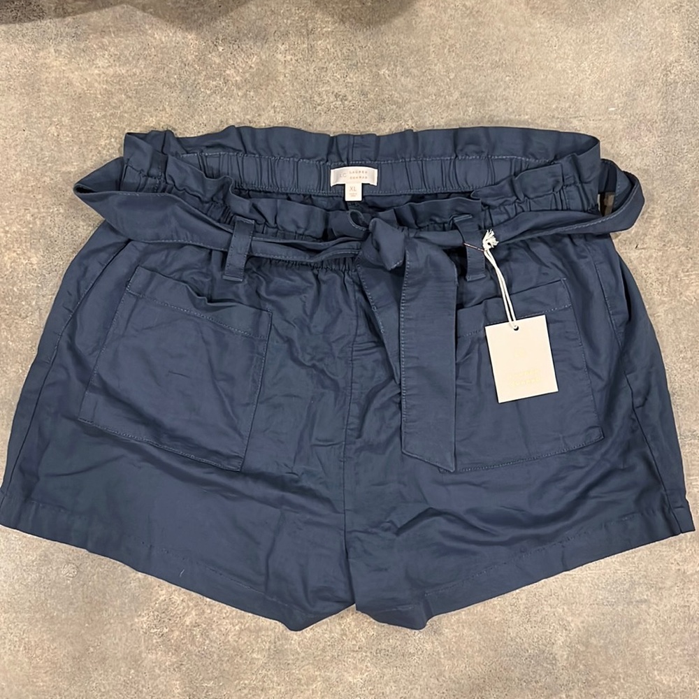 Lauren Conrad XL Waist Paper Bag Shorts New with tags